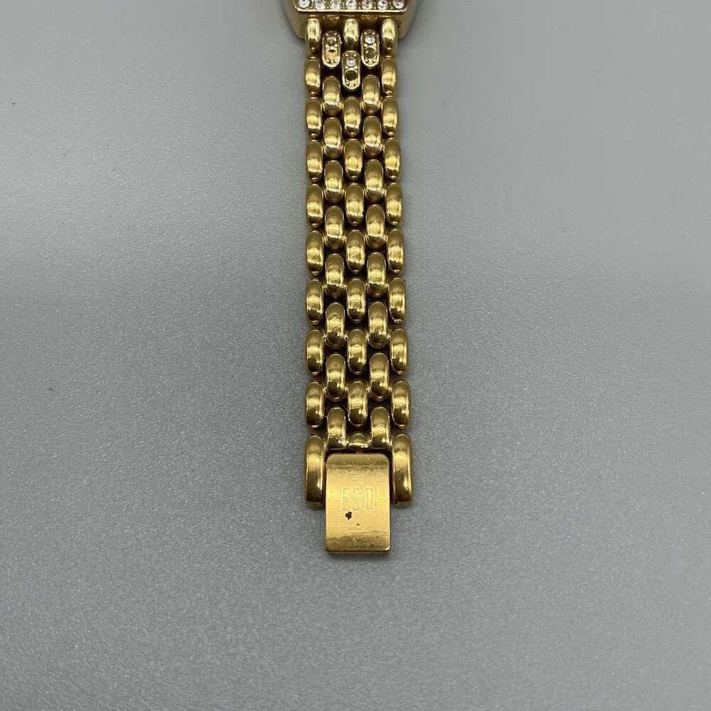 ESQ Swiss see photos